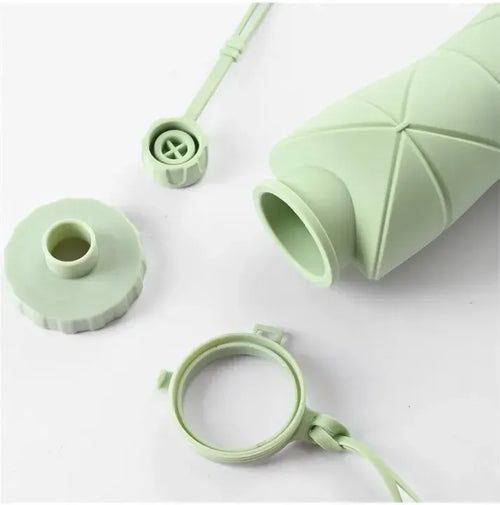 Silicone Foldable Water Bottle 600ml – Collapsible Travel Bottle, Random Color